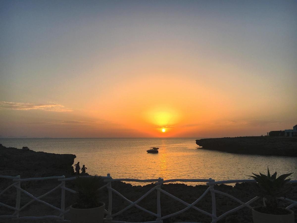 Apartamentos Ciutadella カラ・ブランカ エクステリア 写真